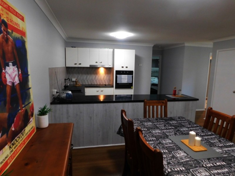 2/40 Cambridge Street, Silkstone QLD 4304
