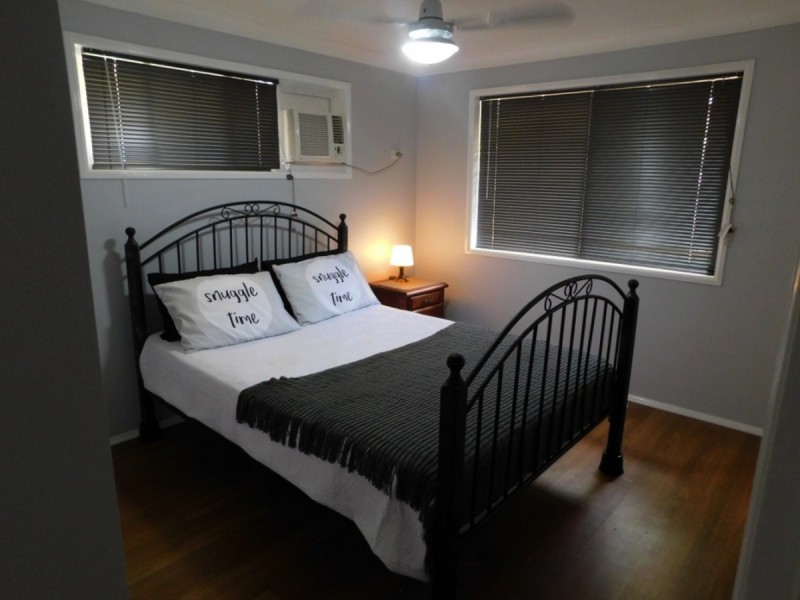 2/40 Cambridge Street, Silkstone QLD 4304