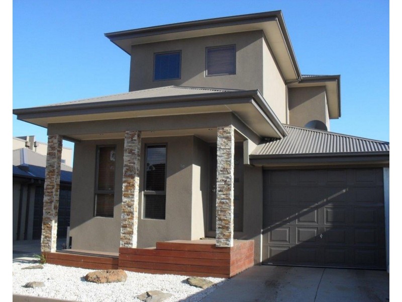 A/1 Wood Street, Deer Park VIC 3023