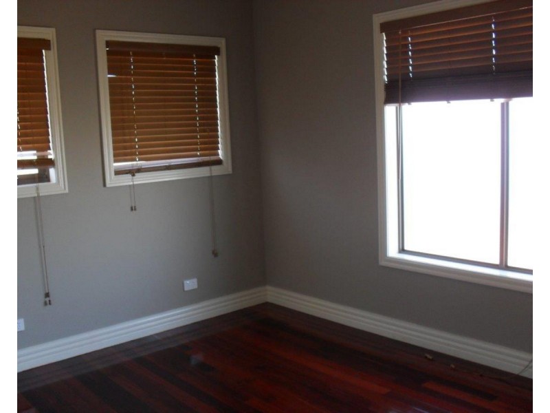 A/1 Wood Street, Deer Park VIC 3023