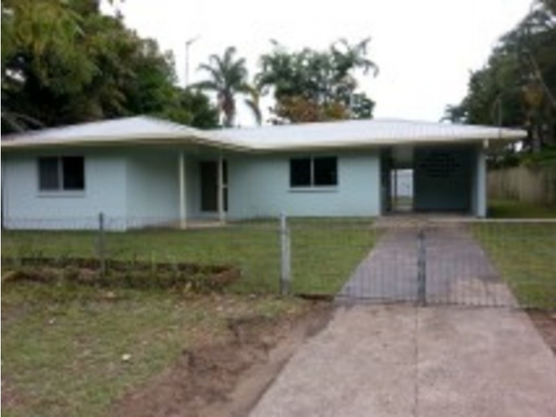 20 Golf Street, Yorkeys Knob QLD 4878