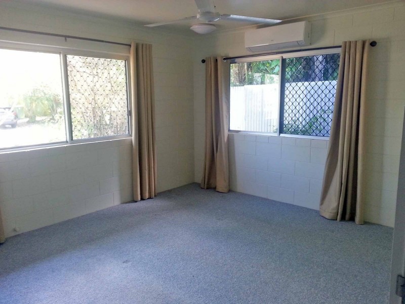 20 Golf Street, Yorkeys Knob QLD 4878