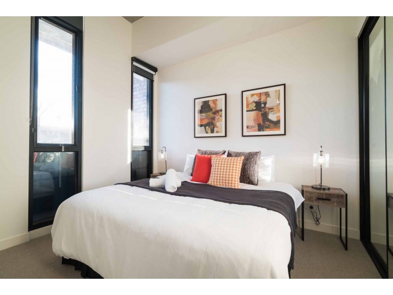 18 Curzon Street, West Melbourne VIC 3003