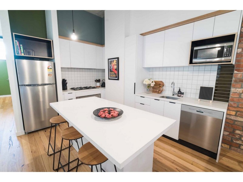 18 Curzon Street, West Melbourne VIC 3003