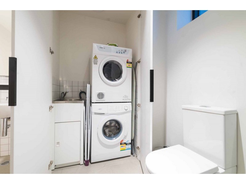 18 Curzon Street, West Melbourne VIC 3003