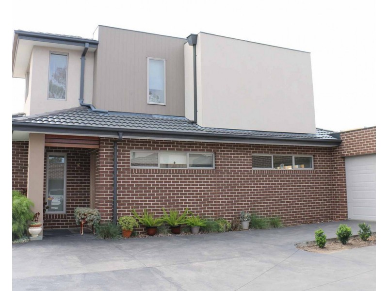 1/3 Ross Court, Mount Waverley VIC 3149