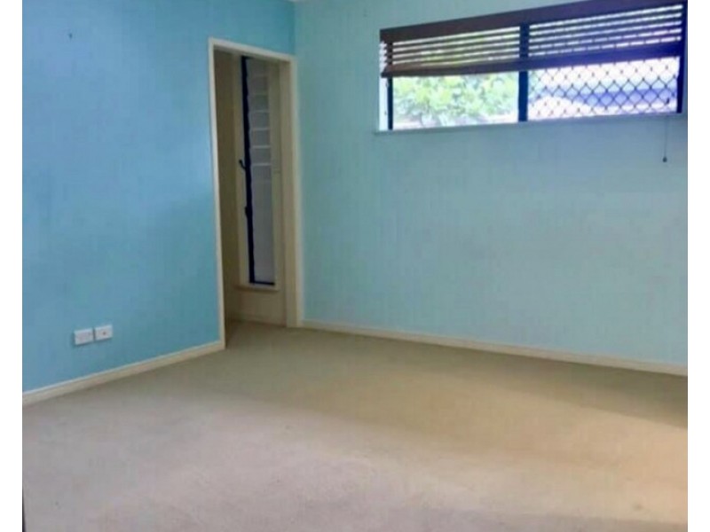 5 Angor Road, Trinity Park QLD 4879