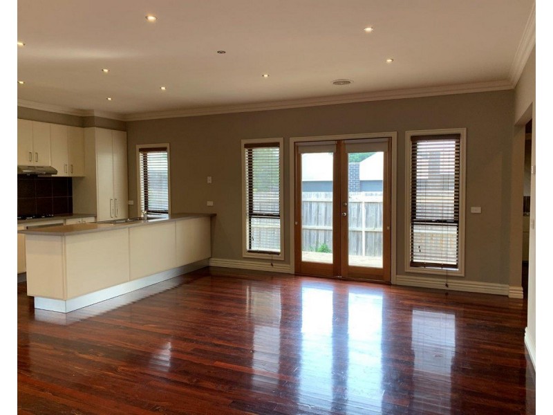 2/29 Baird Street, Maidstone VIC 3012