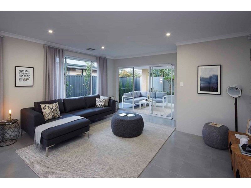 10 Windermere Boulevard, Aveley WA 6069