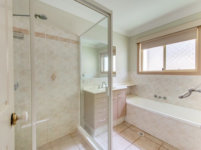 166 Kangaroo Gully Road, Bellbowrie QLD 4070