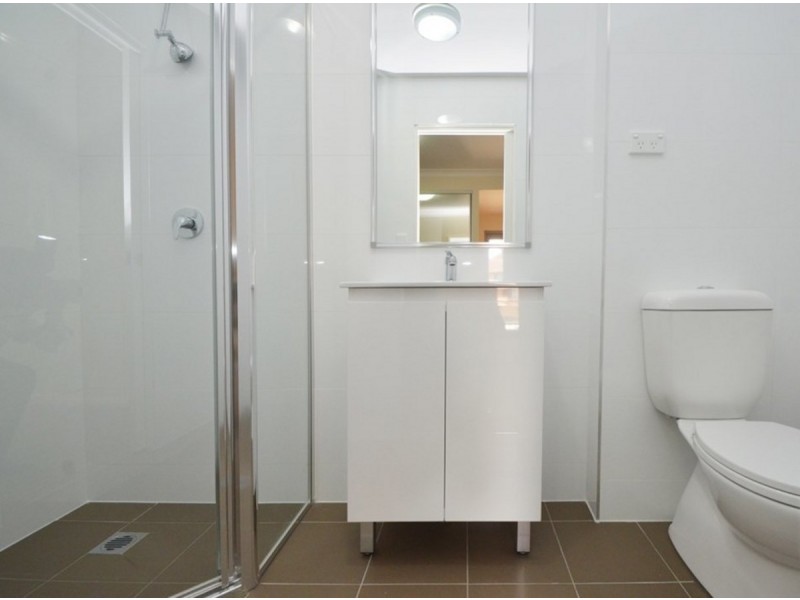 15/48-52 Warby Street, Campbelltown NSW 2560