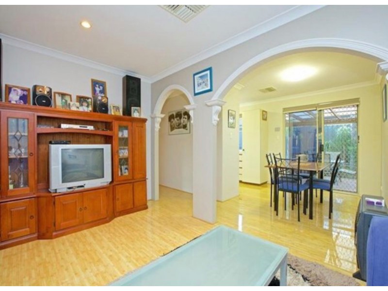 4/52 Pola Street, Dianella WA 6059