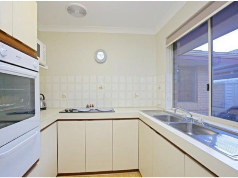 4/52 Pola Street, Dianella WA 6059