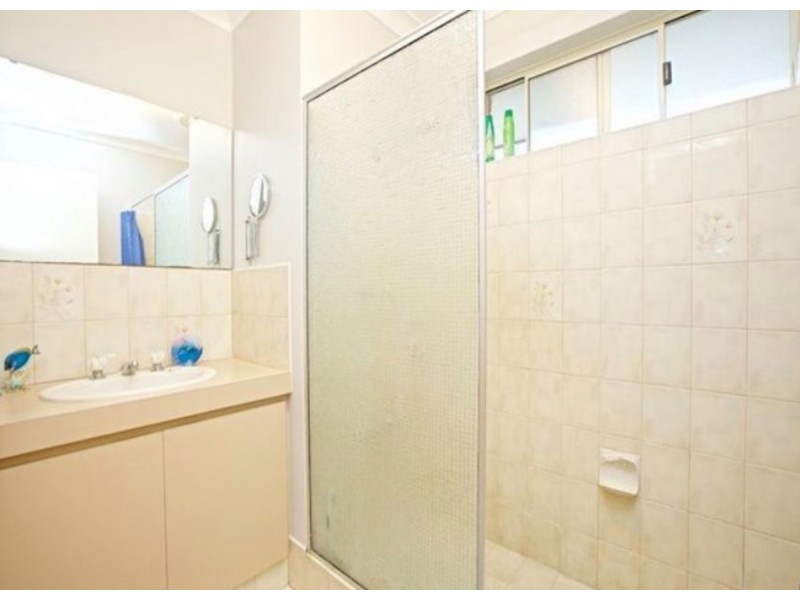 4/52 Pola Street, Dianella WA 6059