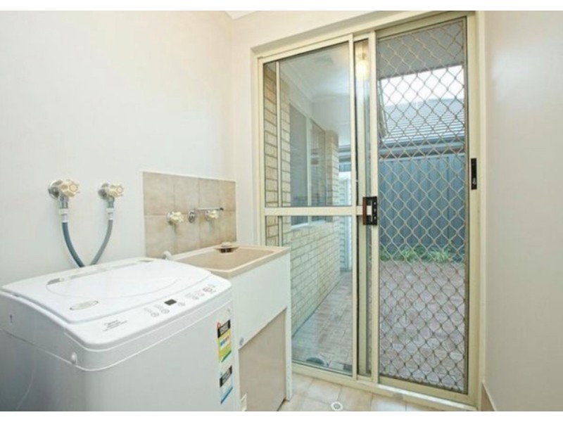 4/52 Pola Street, Dianella WA 6059