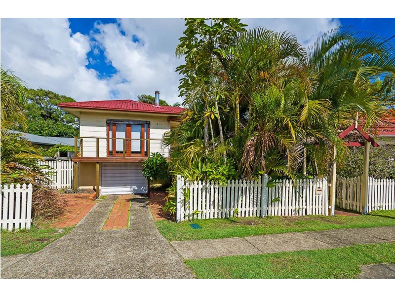 14 Brooke Avenue, Southport QLD 4215