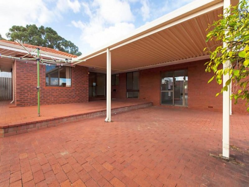 11 Netherby Road, Duncraig WA 6023