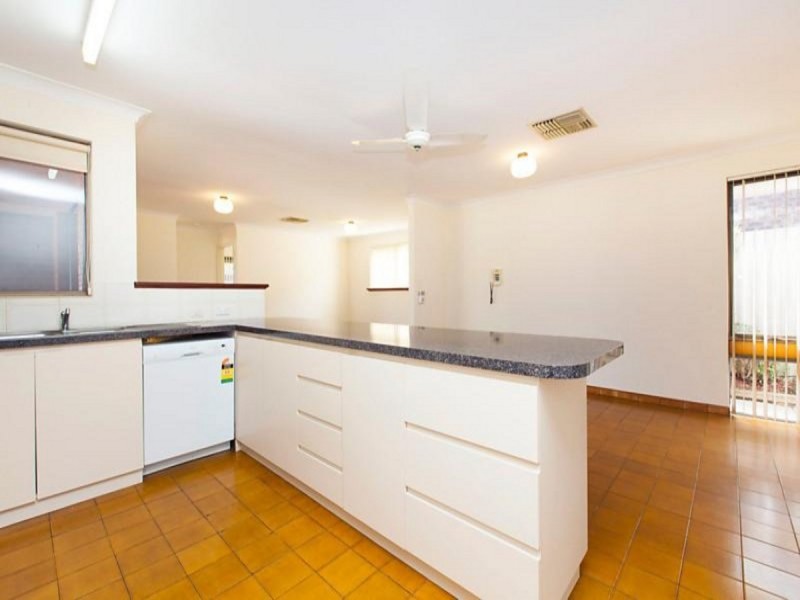 11 Netherby Road, Duncraig WA 6023