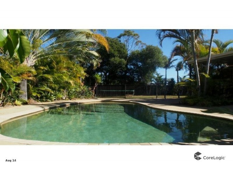 18 Suncrest Court, Parkwood QLD 4214