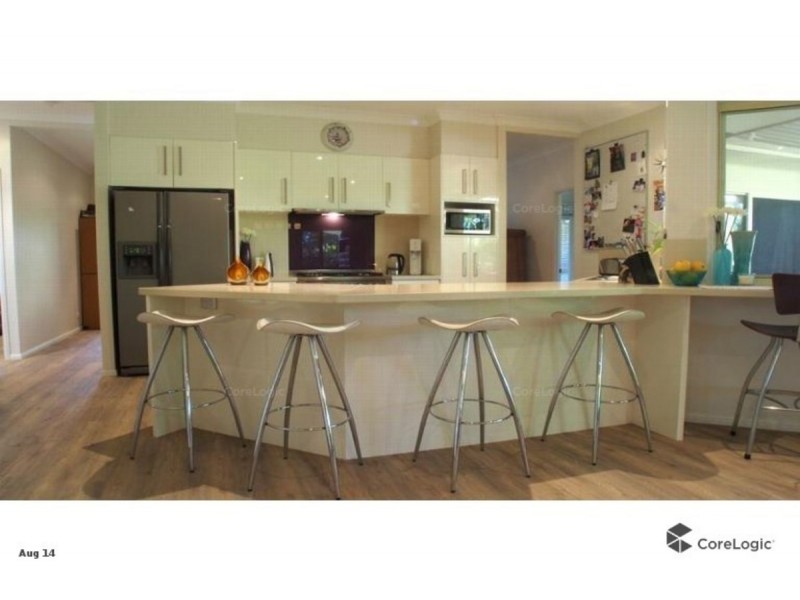 18 Suncrest Court, Parkwood QLD 4214