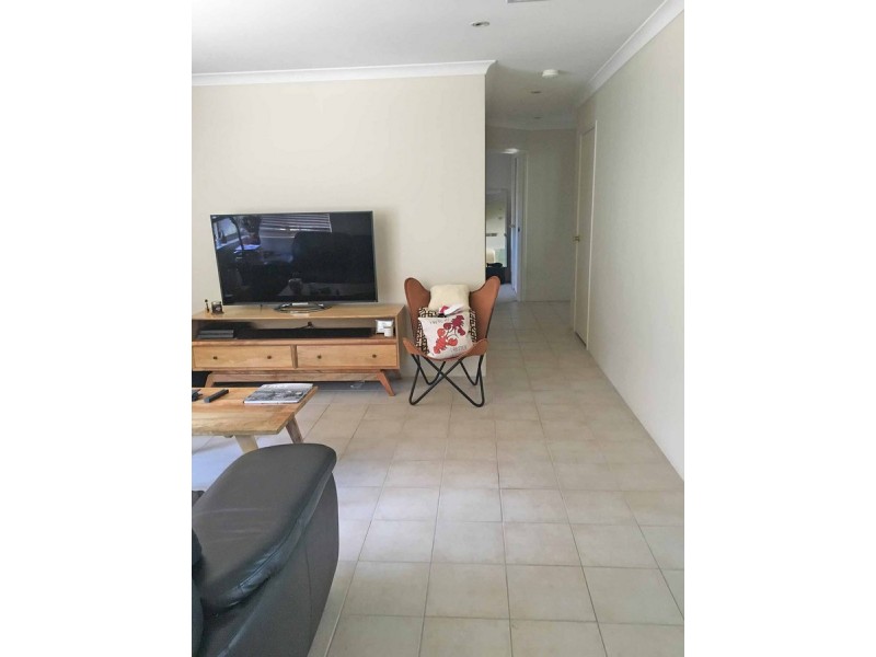 4/50 Covent Gardens, Stirling WA 6021