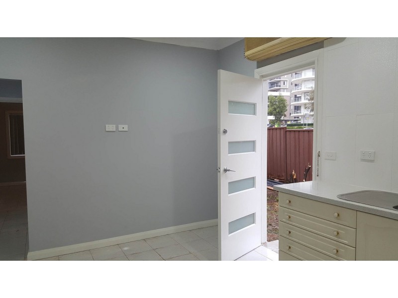 51A Hinkler Avenue, Warwick Farm NSW 2170
