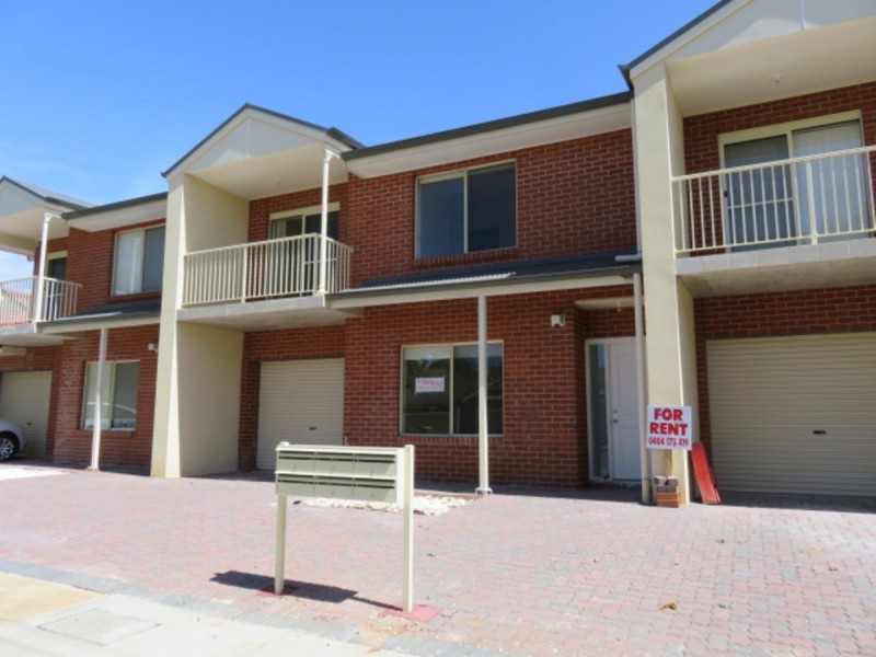 2/15 Park Street, Glandore SA 5037