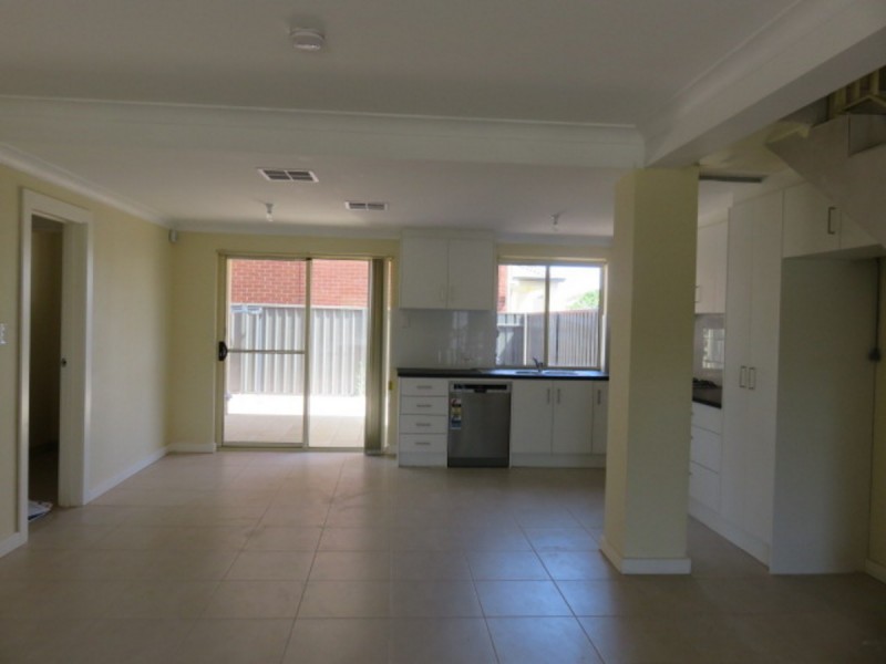 2/15 Park Street, Glandore SA 5037