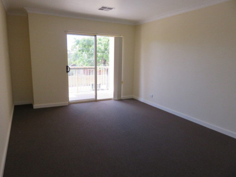 2/15 Park Street, Glandore SA 5037