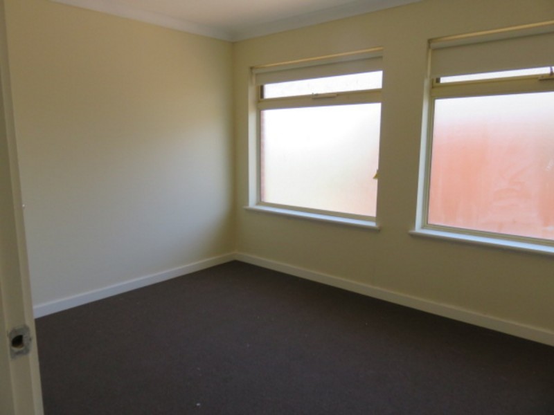 2/15 Park Street, Glandore SA 5037