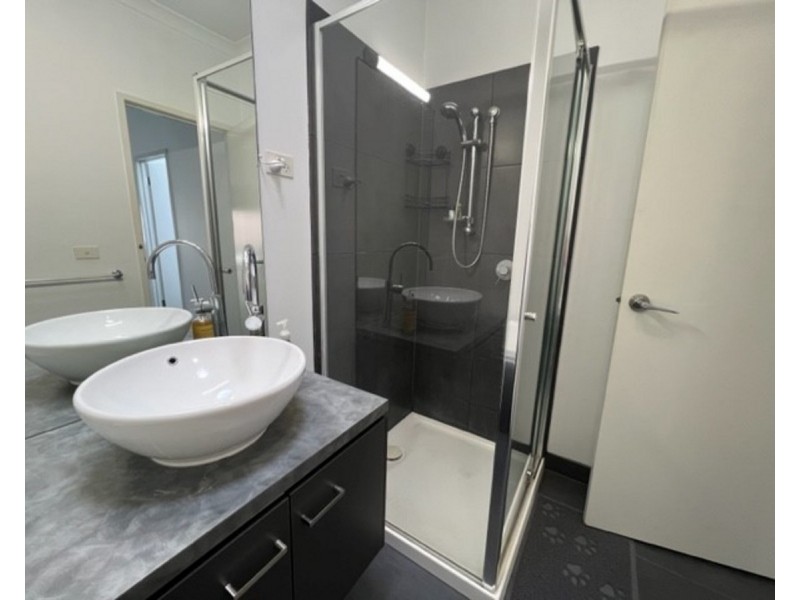 86 Boardwalk Boulevard, Point Cook VIC 3030
