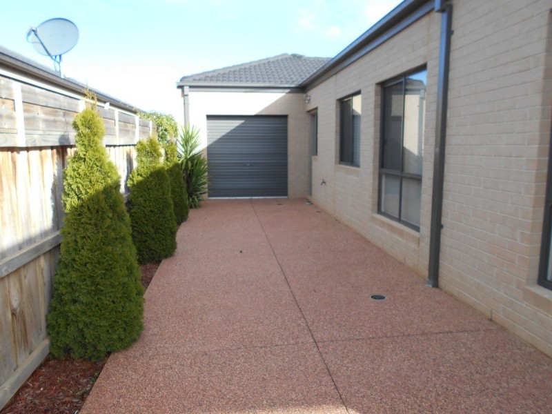 63 Tristania Drive, Point Cook VIC 3030