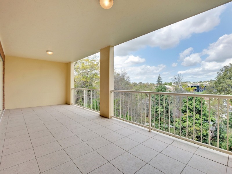 4/176 Waterworks Road, Ashgrove QLD 4060
