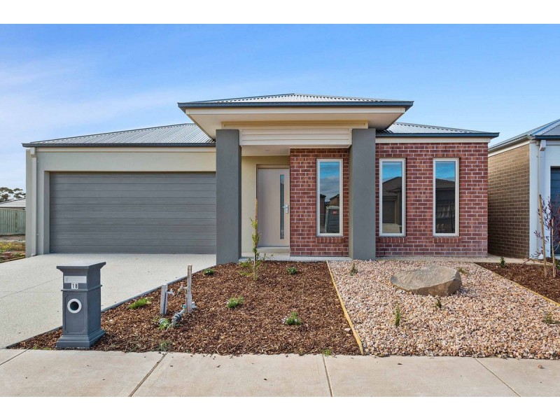 8 Kakadu Drive, Wyndham Vale VIC 3024