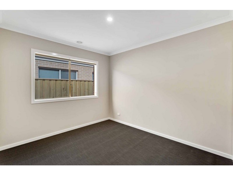 8 Kakadu Drive, Wyndham Vale VIC 3024