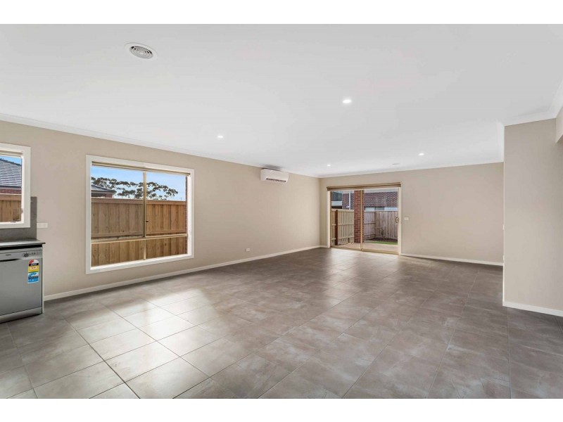 8 Kakadu Drive, Wyndham Vale VIC 3024