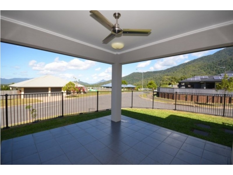 2/99 Fitzmaurice Drive, Bentley Park QLD 4869