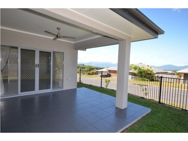 2/99 Fitzmaurice Drive, Bentley Park QLD 4869