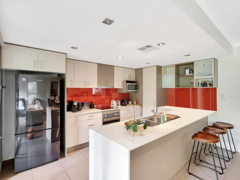 1/128 Falconer Street, Southport QLD 4215