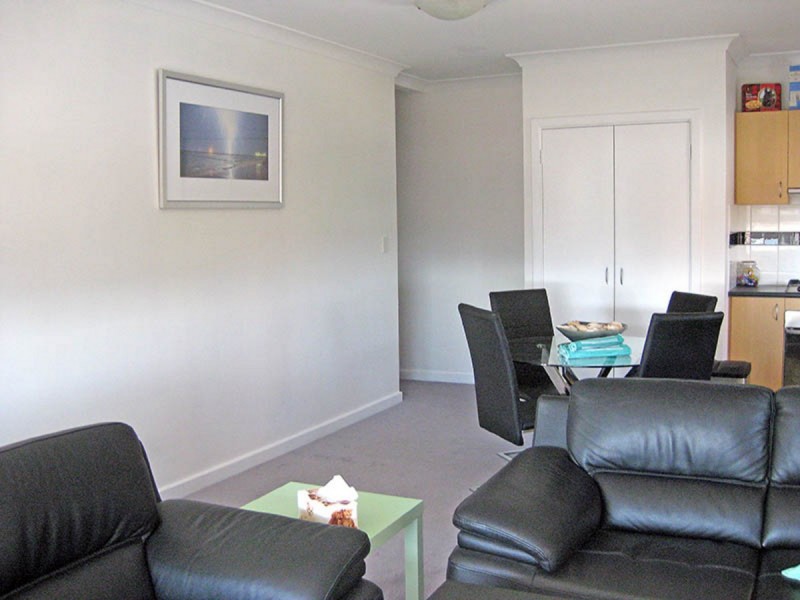 8/29 Egham Road, Lathlain WA 6100