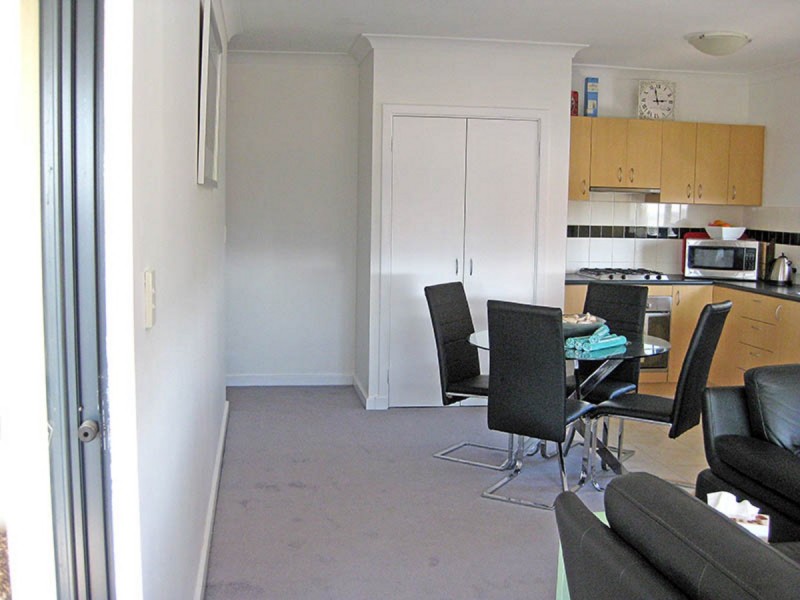 8/29 Egham Road, Lathlain WA 6100