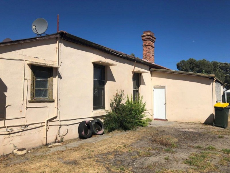 12A Ewart Street, Midvale WA 6056
