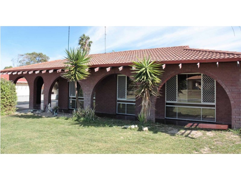 7 Eyre Court, Two Rocks WA 6037