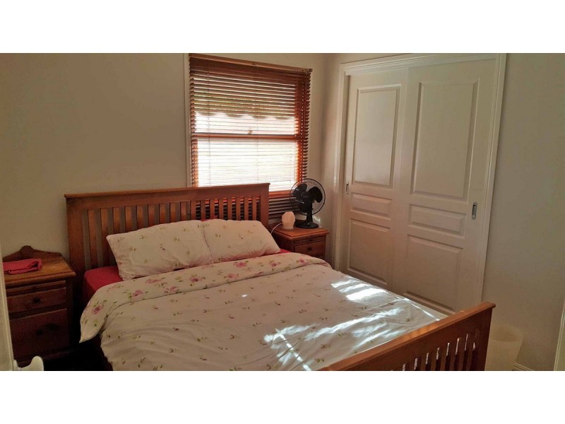 15 Tooloom Court, Waterford QLD 4133