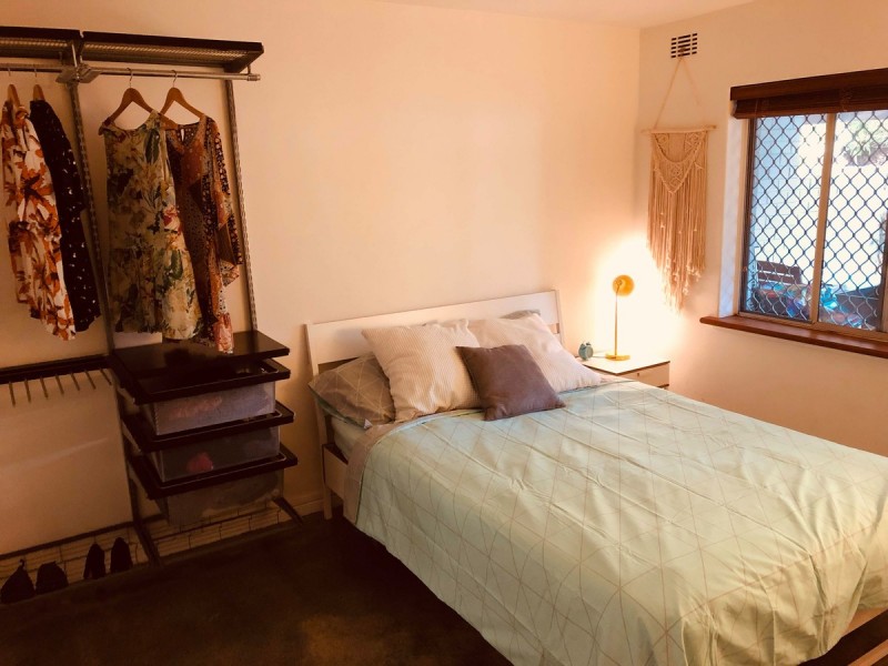 2/4 Comer Street, Como WA 6152