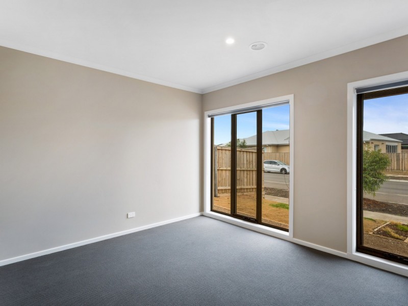 17 Icarus Drive, Kalkallo VIC 3064