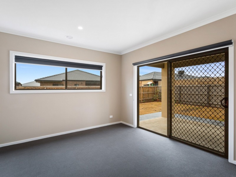 17 Icarus Drive, Kalkallo VIC 3064