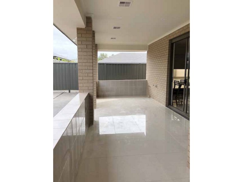 89 Boardwalk Drive, Paralowie SA 5108