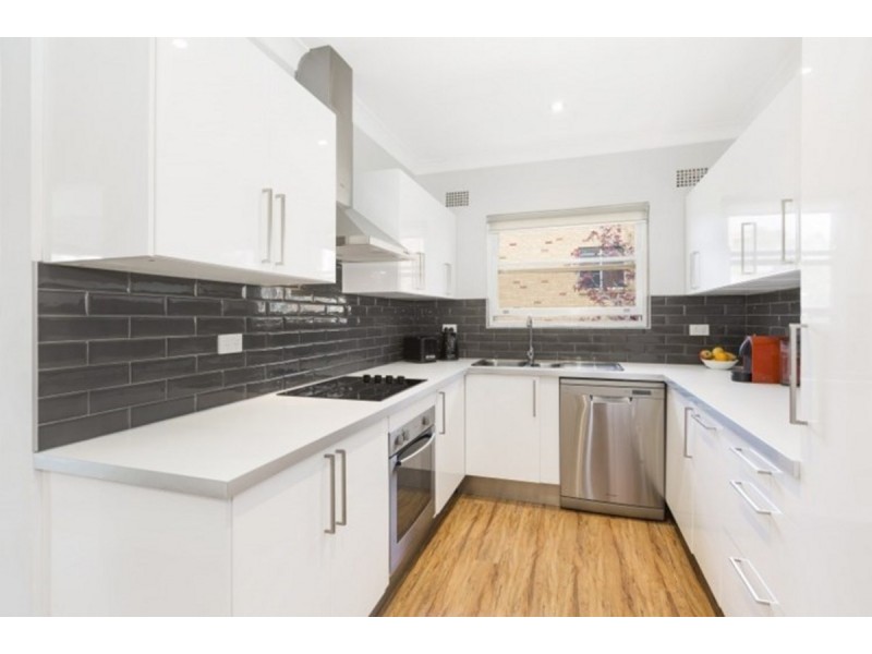 4/9 Kiora Road, Miranda NSW 2228