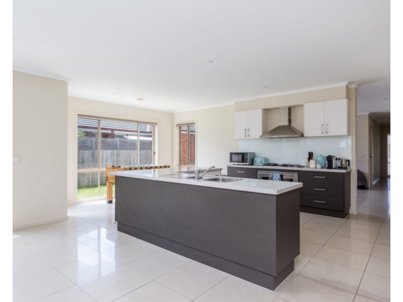 92A Country Club Drive, Safety Beach VIC 3936